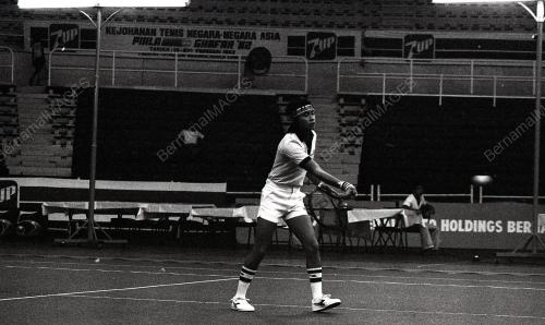TENIS ASIA