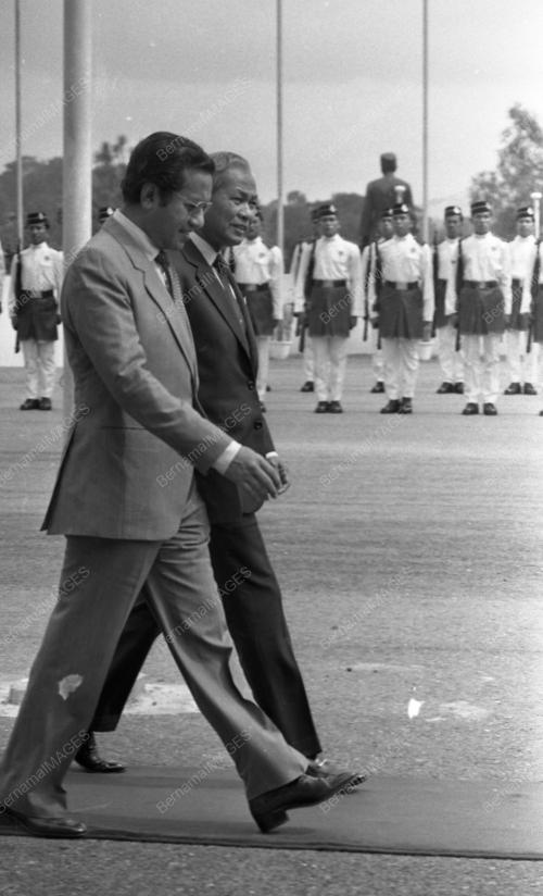PERDANA MENTERI THAILAND