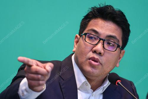 TENGKU MUHAMMAD TAUFIK TENGKU AZIZ