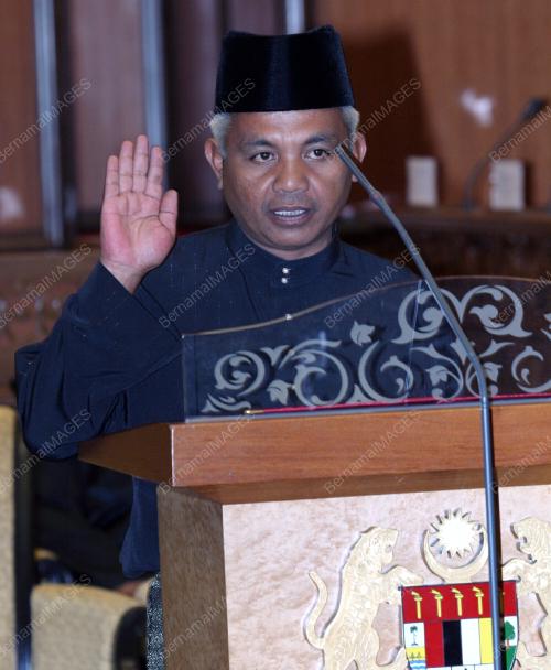 DATUK AHMAD RUSLI IBERAHIM