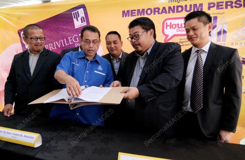 KL16_15072015_PELANCARAN