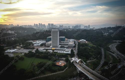 KL16_15072018_PARLIMEN