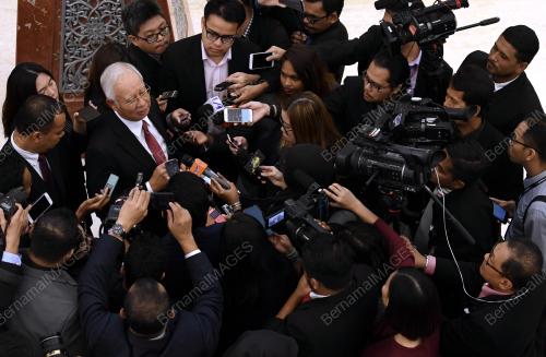 KL16_15082018_PARLIMEN