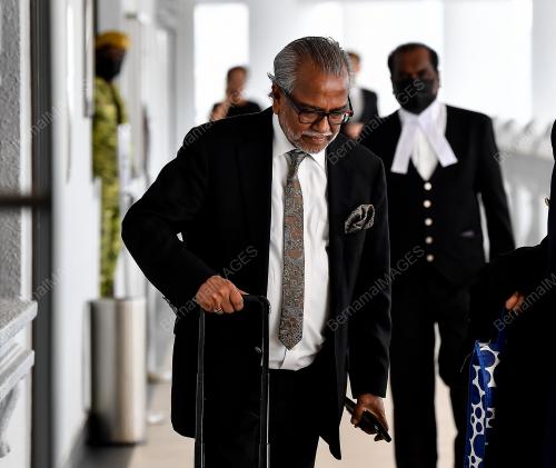 TAN SRI SHAFEE ABDULLAH
