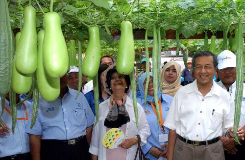 TUN DR MAHATHIR MOHAMAD