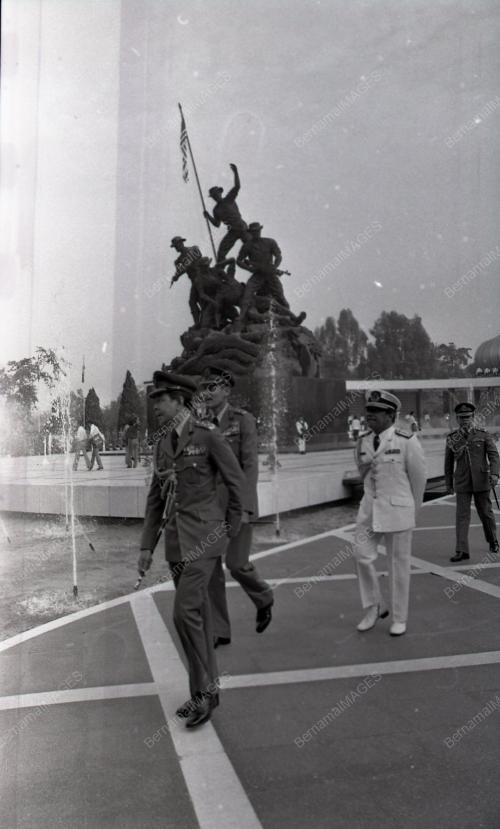 PERLETAKAN KALUNGAN BUNGA