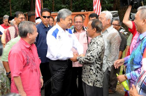 KL16_17042016_AHMAD_MESRA