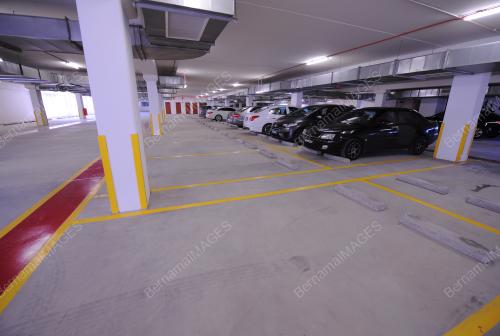 KL16_17042017_PARKING