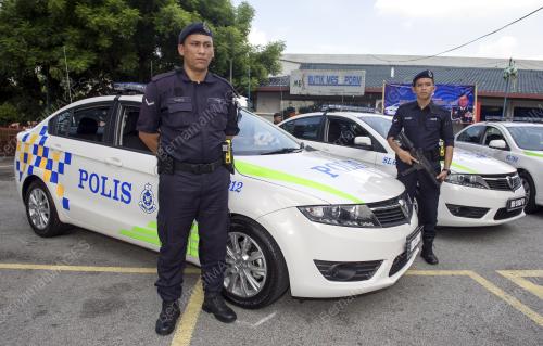 KL16_17082015_PELANCARAN