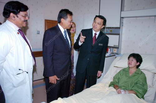 AHMAD SHABERY CHEEK