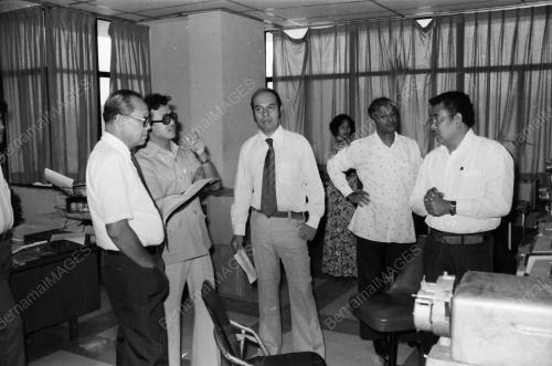 PAMERAN TELE-PRINTER