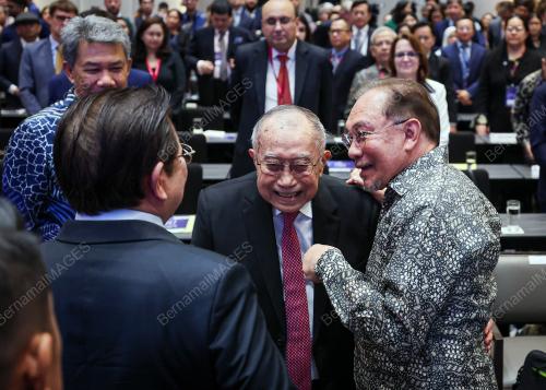DATUK SERI ANWAR IBRAHIM