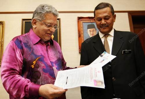 TENGKU ADNAN TENGKU MANSOR