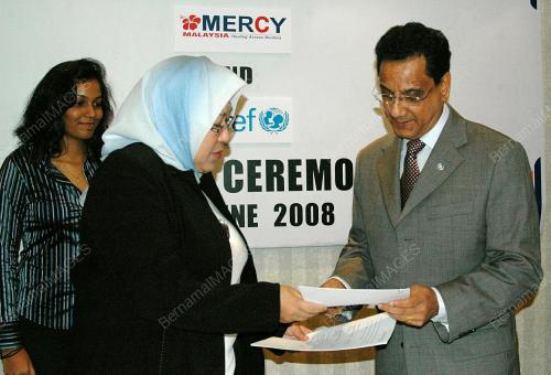 DR JEMILAH MAHMOOD
