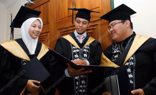 KONVOKESYEN KUIS