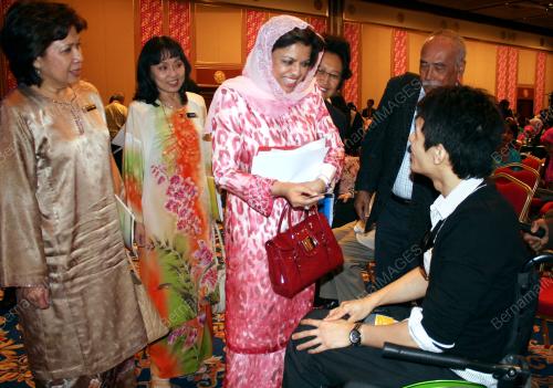 DATUK SHAHRIZAT ABDUL JALIL