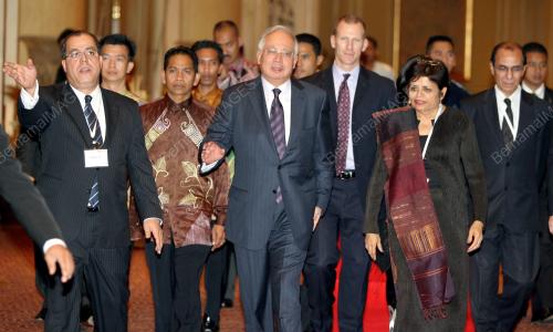 MOHD NAJIB TUN ABDUL RAZAK