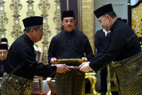 KL16_21052018_AGONG