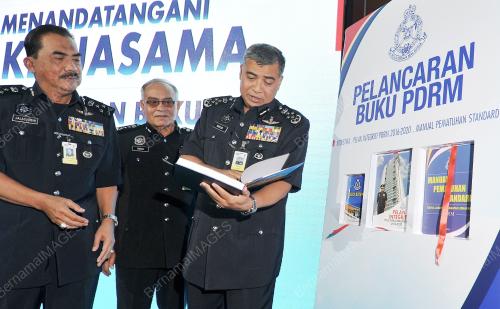 KL16_21062016_POLIS