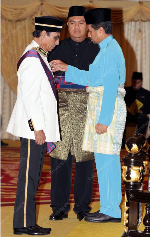 TUANKU MIZAN ZAINAL ABIDIN