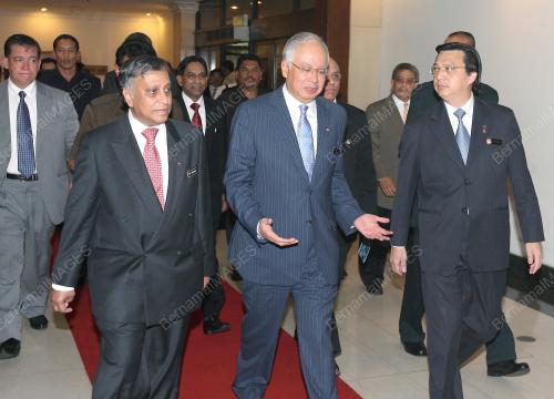 MOHD NAJIB TUN ABDUL RAZAK