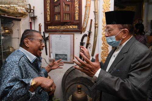 TAN SRI DR RAIS YATIM