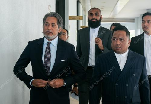 KHAIRY JAMALUDDIN