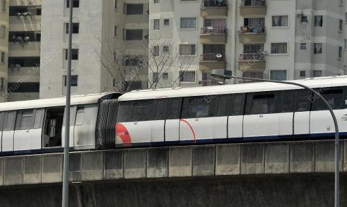 KL16_22072015_LRT