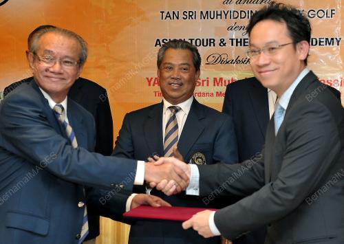 TAN SRI MUHYIDDIN YASSIN
