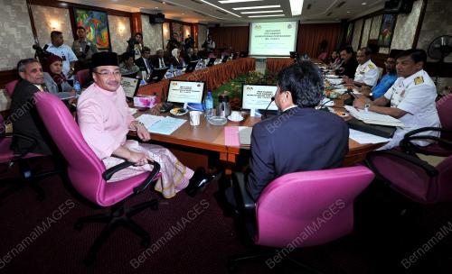 KL16_22112013_HISHAMMUDDIN