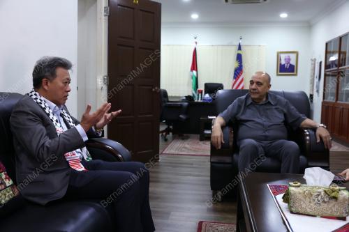 DATUK SERI WONG CHUN WAI