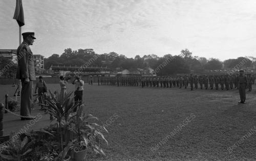 KL16_23022015_PERBARISAN_PISAH