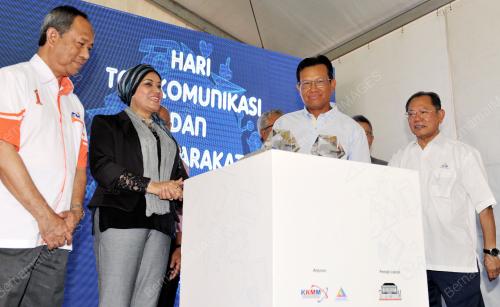 KL16_23052015_SHABERY_TELEKOMUNIKASI