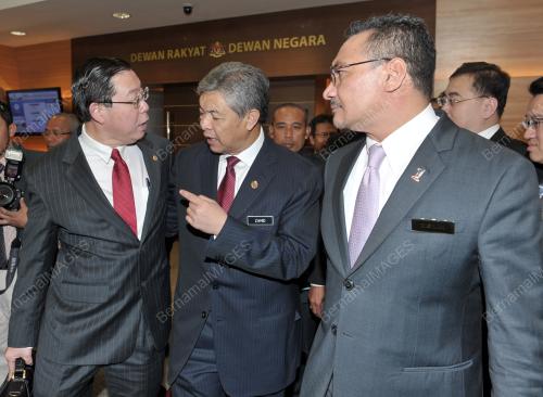 KL16_23092013_PARLIMEN