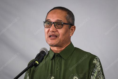 ZUHAMI OMAR