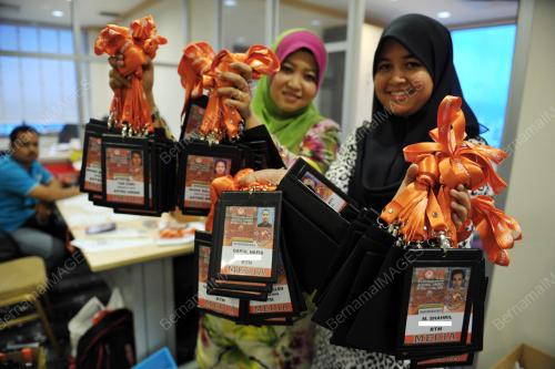 KL16_23112012_UMNO1