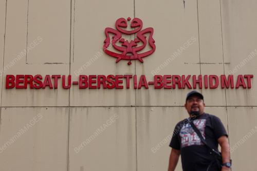 IBU PEJABAT UMNO JADI TUMPUAN