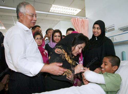 DATUK SERI MOHD NAJIB TUN ABDUL RAZAK
