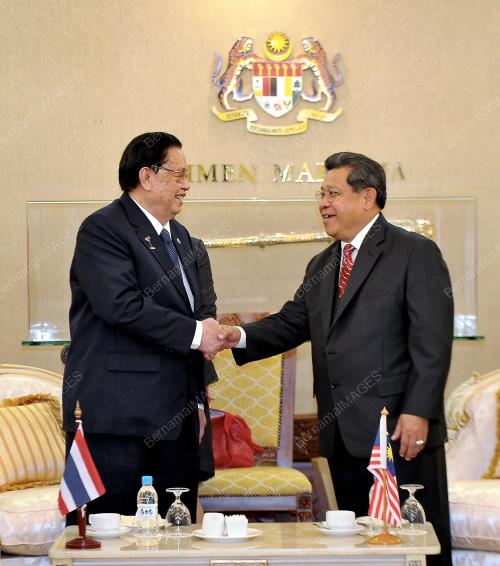 KL16_24092012_PARLIMEN