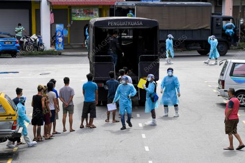 OPSERASI IMIGRESIN DI PKPD PLAZA HENTIAN KAJANG 