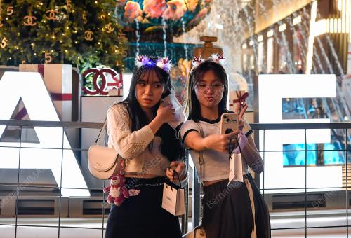 TINJAUAN HARI NATAL