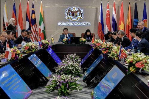 TAN SRI DR JOHARI ABDUL