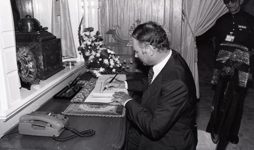 YANG DI-PERTUAN AGONG