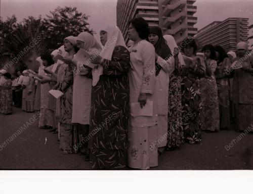 HARI KASTAM SEDUNIA