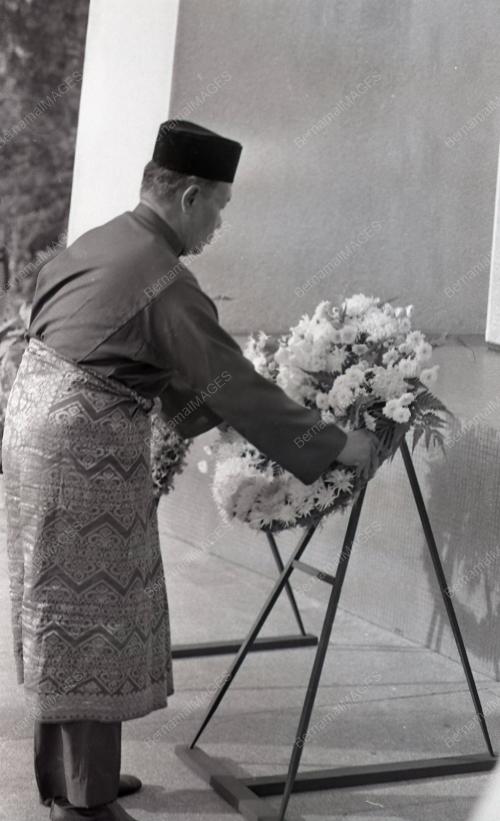 MOHAMMED HANIFF OMAR