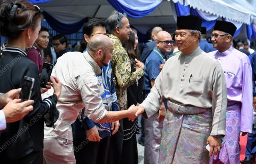 KL16_26062018_POLIS