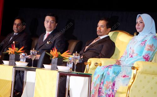 TUANKU MIZAN ZAINAL ABIDIN