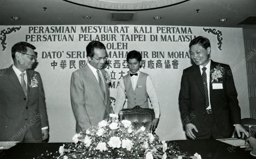 KL16_270390_MESYUARAT_AGONG