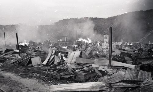 KILANG TERBAKAR