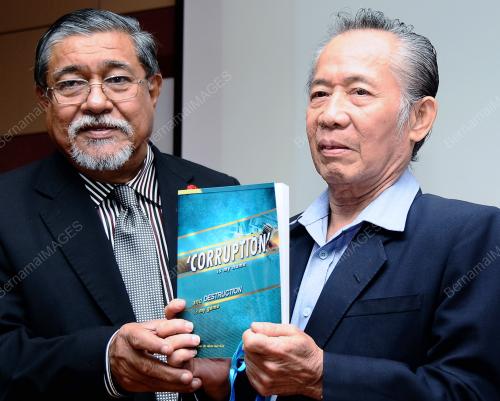 PELANCARAN BUKU